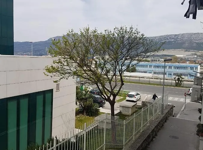 Juvella * Split